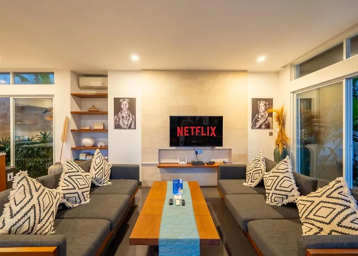 Coconut Grove 3br Pool Villa
